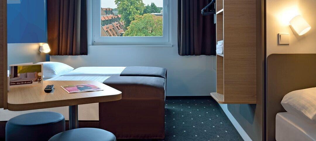 B&B Hotel Stuttgart-Neckarhafen エクステリア 写真